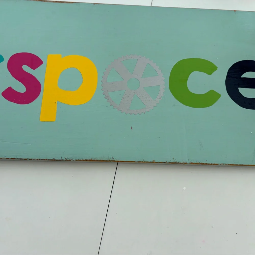 Colorful Makerspace Sign - Picture 3 of 8